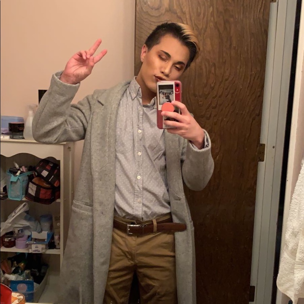 Meet your Posher, Jordan